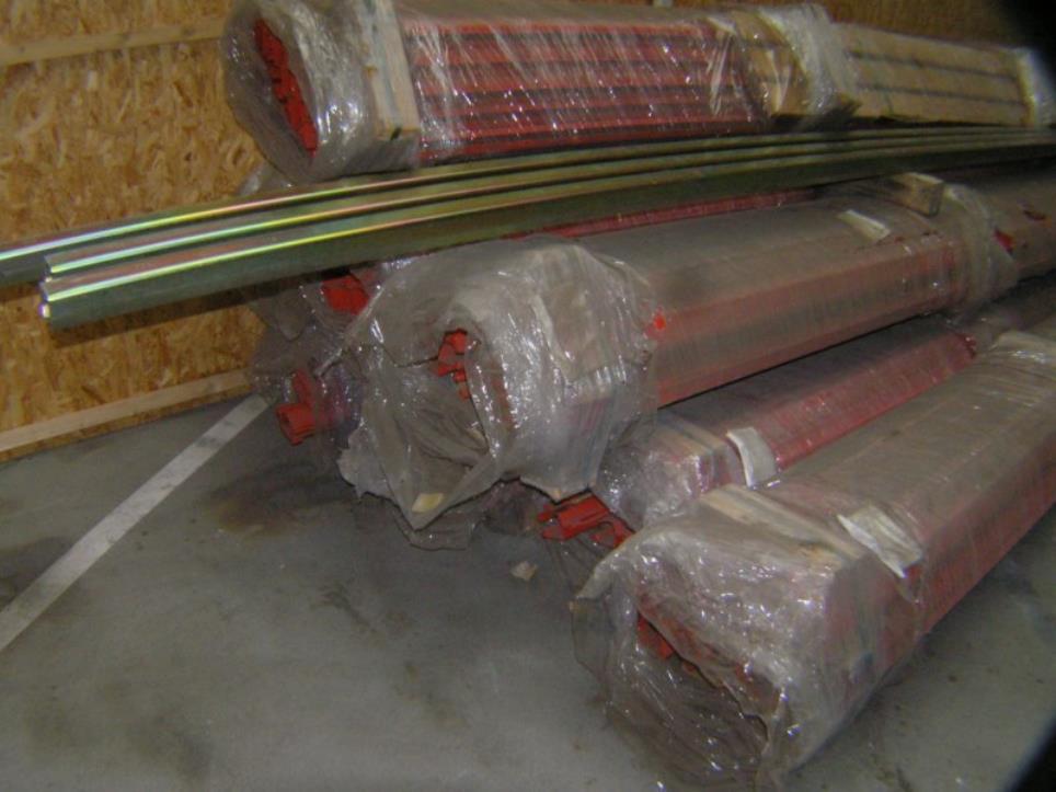 Robôs industriais-24